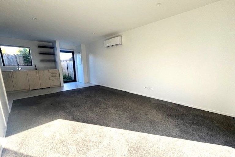 Photo of property in 2/7 Macky Street, Taita, Lower Hutt, 5011