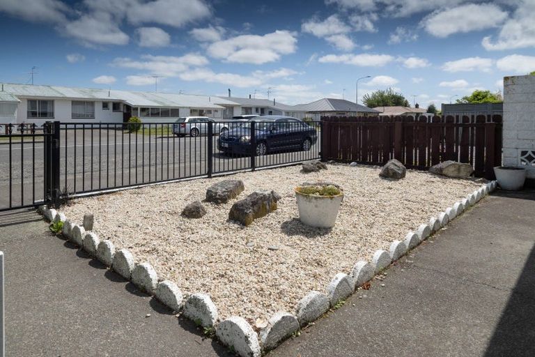 Photo of property in 3/120 Cass Street, Ashburton, 7700