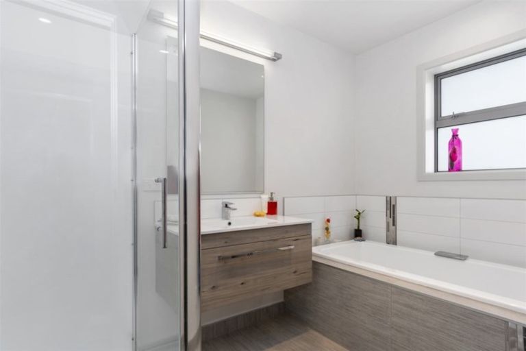 Photo of property in 66 Falcon Drive, Welcome Bay, Tauranga, 3112