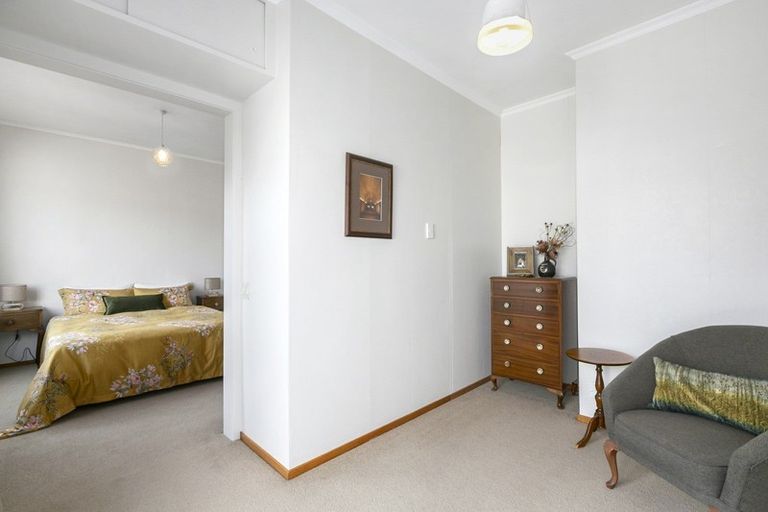 Photo of property in 12 Holyrood Avenue, Wakari, Dunedin, 9010