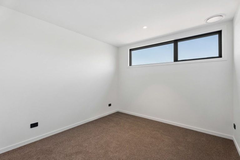 Photo of property in 21 Fenton Avenue, Wanaka, 9305