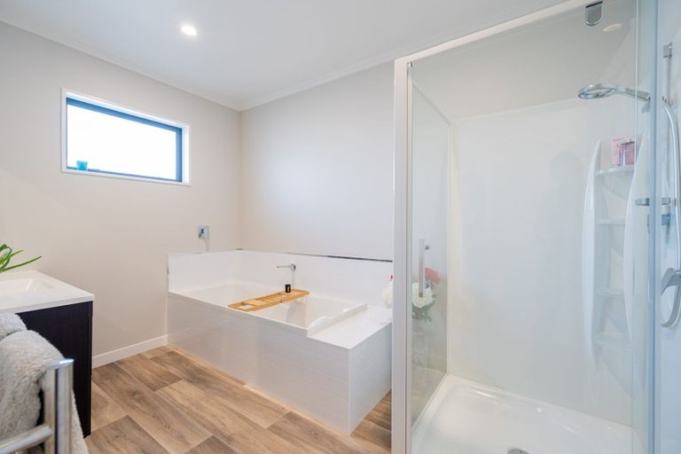 Photo of property in 6 Tawera Place, Te Anau, 9679