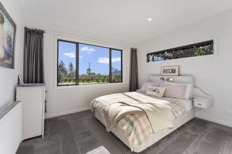 Photo of property in 180 North Manakau Road, Manakau, Levin, 5573