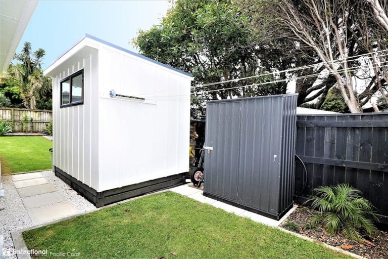 Photo of property in 44 Dolphin Drive, Whiritoa, Whangamata, 3691