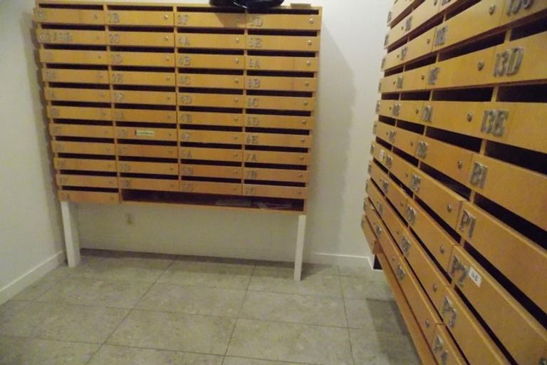 Photo of property in Terrace Tower Apartments, 1/126 The Terrace, Wellington Central, Wellington, 6011