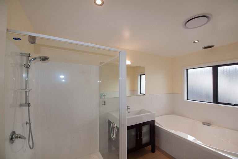 Photo of property in 134 Cortina Avenue, Johnsonville, Wellington, 6037