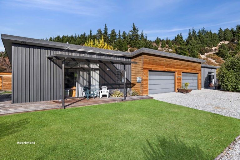 Photo of property in 2 Pisa Road, Luggate, Cromwell, 9383