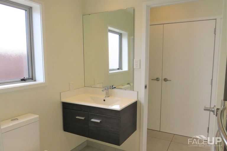 Photo of property in 10 Squadron Drive, Hobsonville, Auckland, 0616