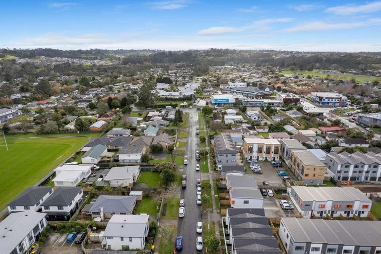 Photo of property in 7 Arney Road, Ranui, Auckland, 0612
