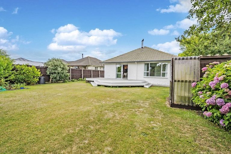 Photo of property in 5 Greendale Avenue, Avonhead, Christchurch, 8042