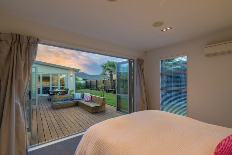 Photo of property in 21 Torrey Pines, Waimairi Beach, Christchurch, 8083