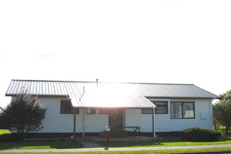 Photo of property in 1 Walton Street, Bulls, 4818