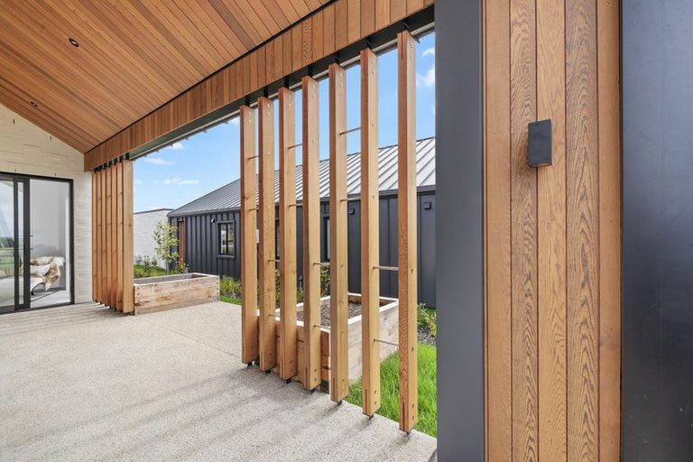 Photo of property in 2/45 Station Road, Takanini, 2112