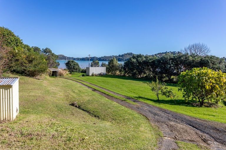 Photo of property in 2130 Long Bay Road, Coromandel, 3581