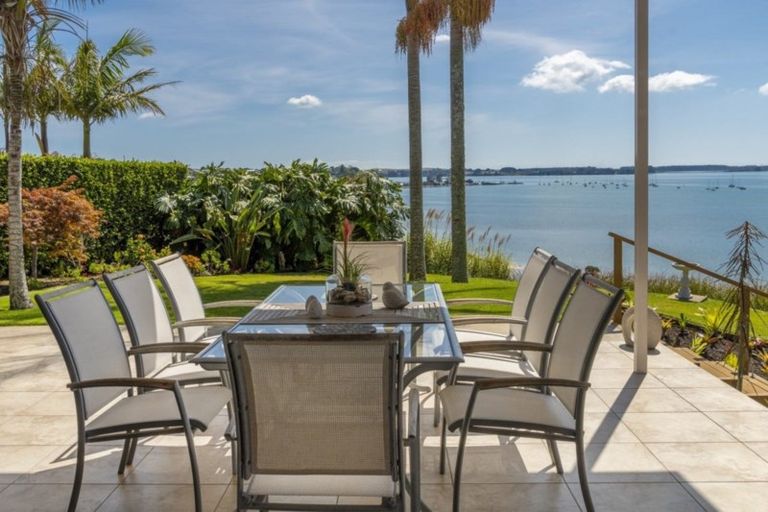 Photo of property in 5 Tinopai Drive, Omokoroa, 3114