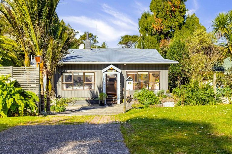 Photo of property in 83 Wood Bay Road, Titirangi, Auckland, 0604