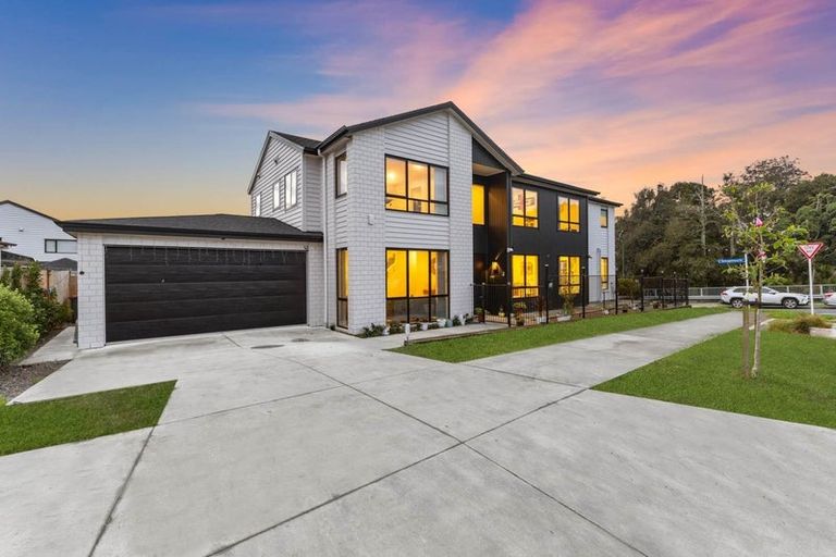 Photo of property in 44 Tannaghmore Drive, Flat Bush, Auckland, 2019