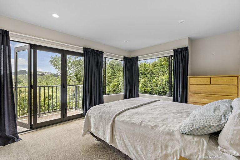 Photo of property in 3b Maldive Street, Khandallah, Wellington, 6035