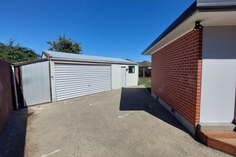 Photo of property in 16a Fovant Street, Russley, Christchurch, 8042