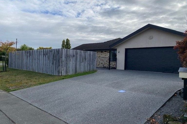 Photo of property in 3 Picasso Place, Rolleston, 7614