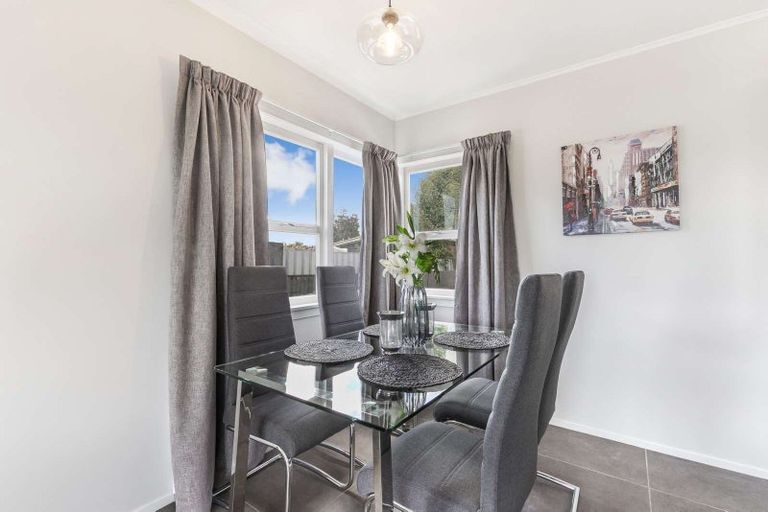 Photo of property in 12 Valentine Street, Papakura, 2110