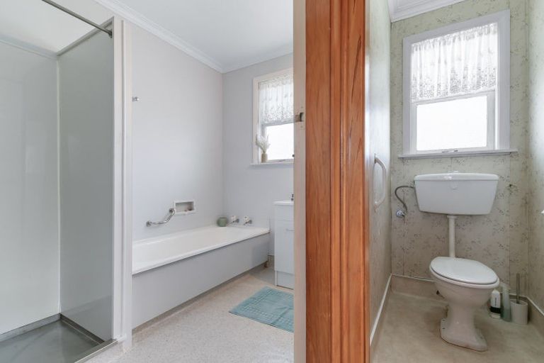 Photo of property in 115 Bartholomew Road, Levin, 5510