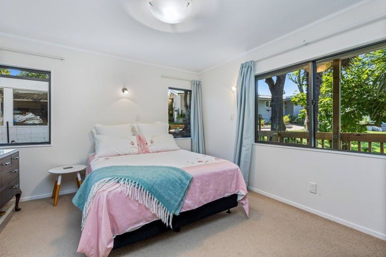 Photo of property in 210 Royal Road, Massey, Auckland, 0614