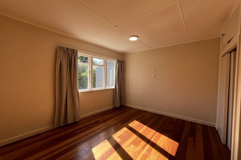 Photo of property in 40 Govett Avenue, Frankleigh Park, New Plymouth, 4310
