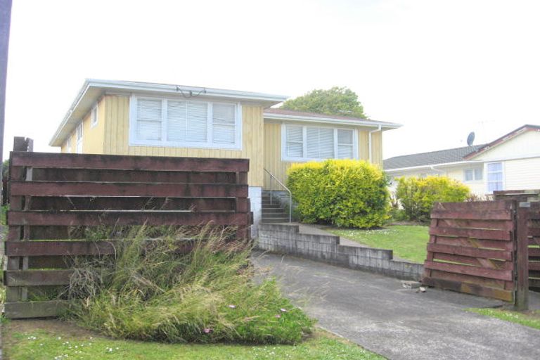 Photo of property in 19 Orchard Rise, Rosehill, Papakura, 2113