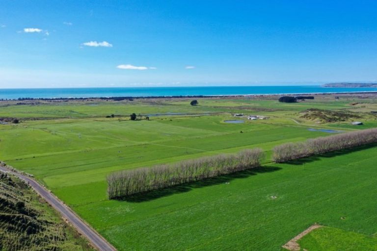 Photo of property in 330 Mahanga Road, Mahia, Nuhaka, 4198