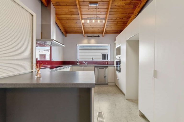 Photo of property in 16 Gillam Crescent, Springfield, Rotorua, 3015