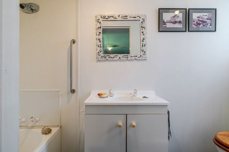 Photo of property in 20 Haswell Street, Eketahuna, 4900