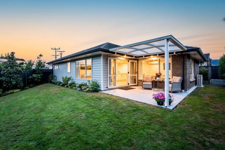 Photo of property in 29 Somerby Mews, Silverstream, Upper Hutt, 5019