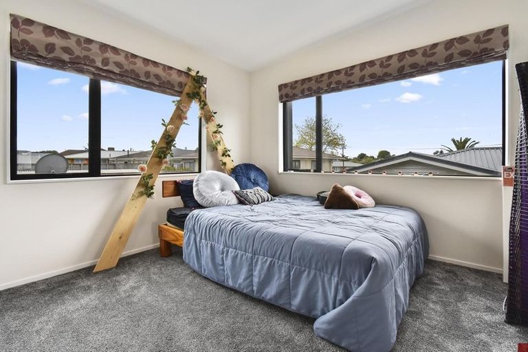 Photo of property in 63a Thompson Terrace, Manurewa, Auckland, 2102