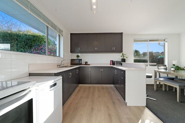 Photo of property in 1/6 Croziers Road, St Albans, Christchurch, 8052