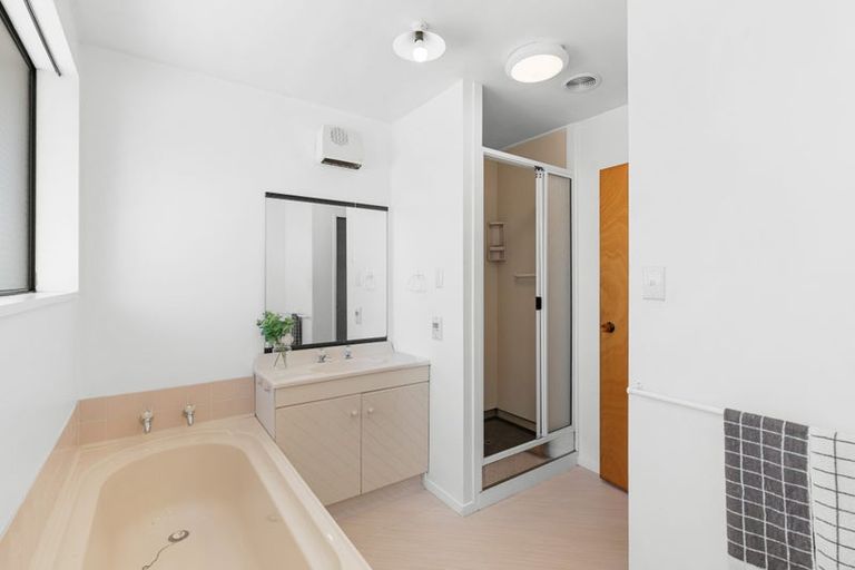 Photo of property in 1/15 Topaz Place, Bishopdale, Christchurch, 8053