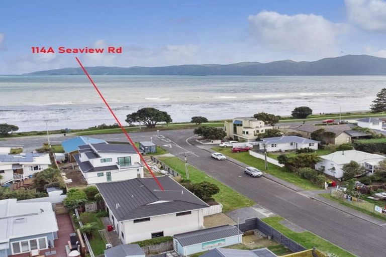Photo of property in 114a Seaview Road, Paraparaumu Beach, Paraparaumu, 5032