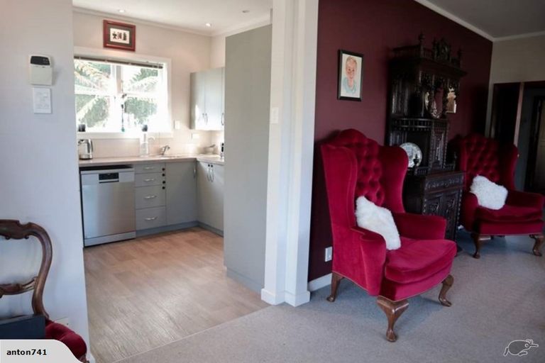 Photo of property in 255 Centaurus Road, Saint Martins, Christchurch, 8022