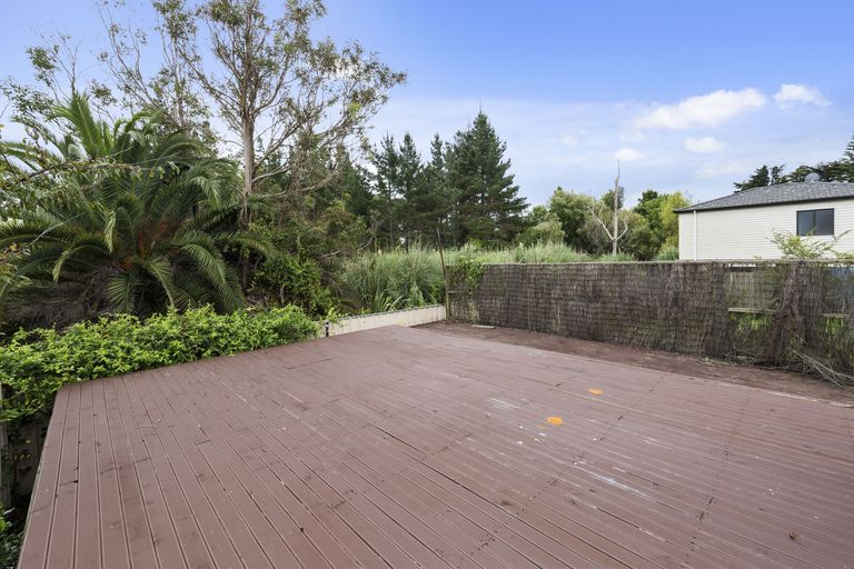 Photo of property in 56 Peverill Crescent, Papatoetoe, Auckland, 2025