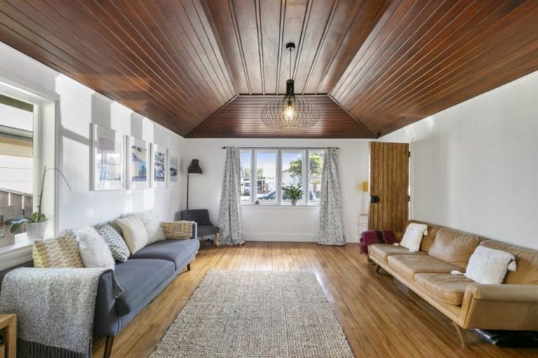 Photo of property in 6 Patrick Street, Petone, Lower Hutt, 5012