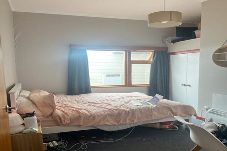 Photo of property in 59 Pirie Street, Mount Victoria, Wellington, 6011