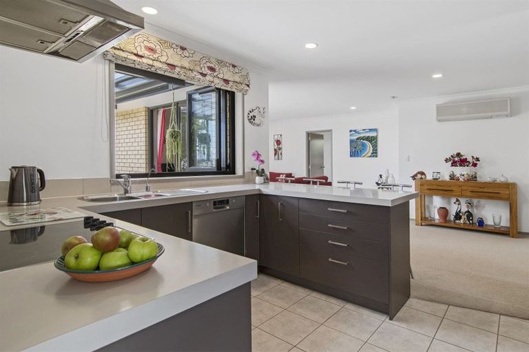Photo of property in 49 Discovery Avenue, Welcome Bay, Tauranga, 3112