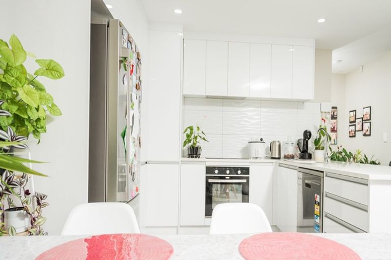 Photo of property in 43a Catkin Crescent, Papatoetoe, Auckland, 2025