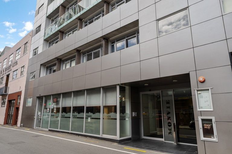 Photo of property in Monvie Apartments, 105/15 Holland Street, Te Aro, Wellington, 6011