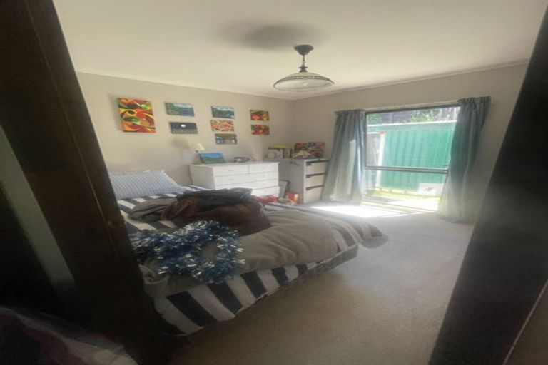 Photo of property in 9a Monowai Road, Johnsonville, Wellington, 6037
