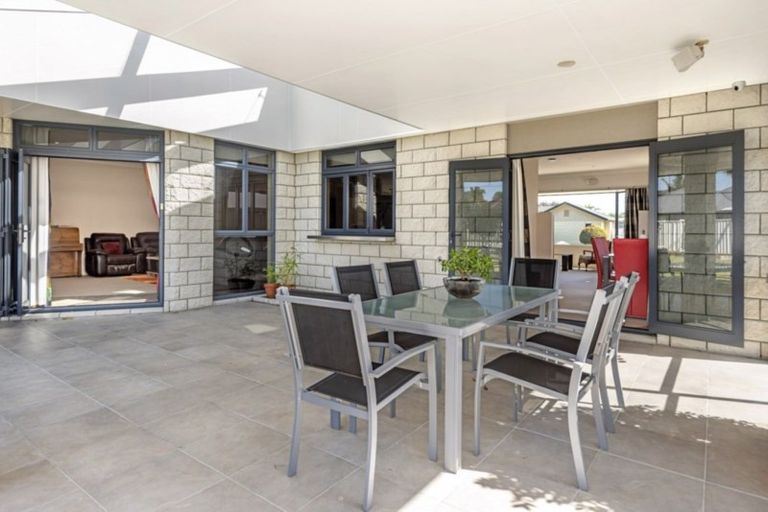 Photo of property in 21 Margaret Place, Lytton West, Gisborne, 4010