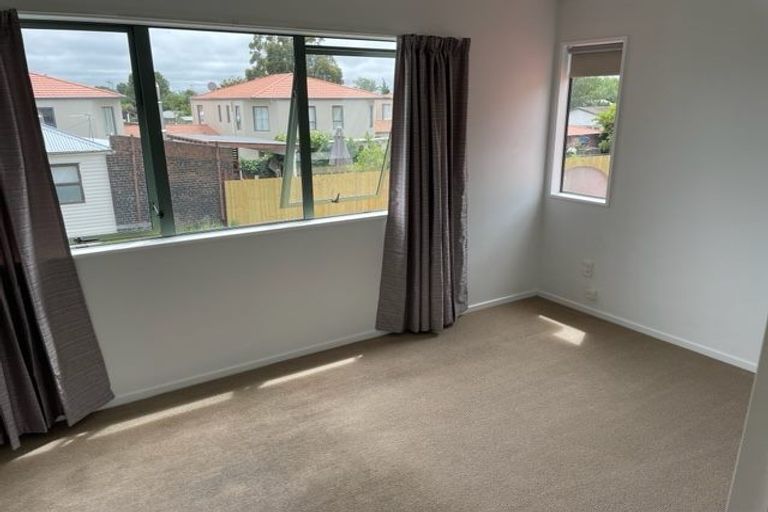 Photo of property in 2/61 King Street, Sydenham, Christchurch, 8023