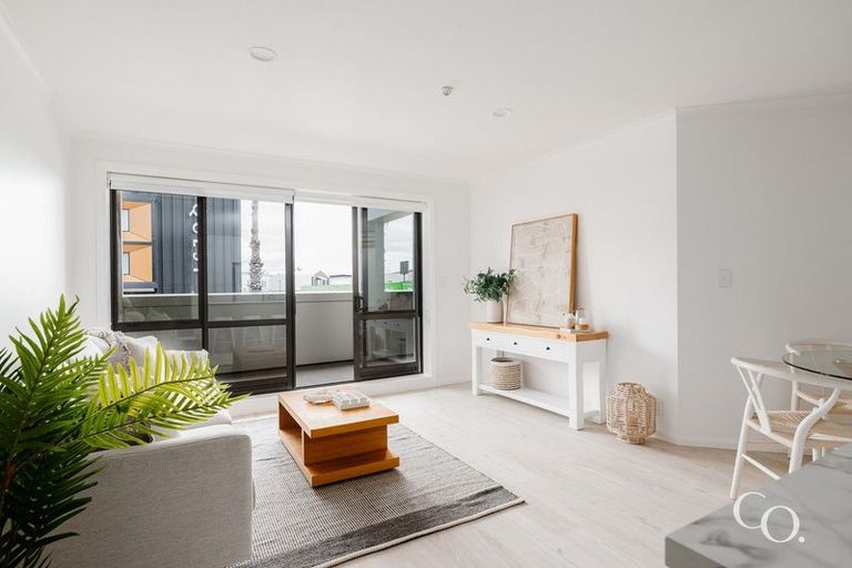 Photo of property in Paramount Apartments, 5/281 Maunganui Road, Mount Maunganui, 3116