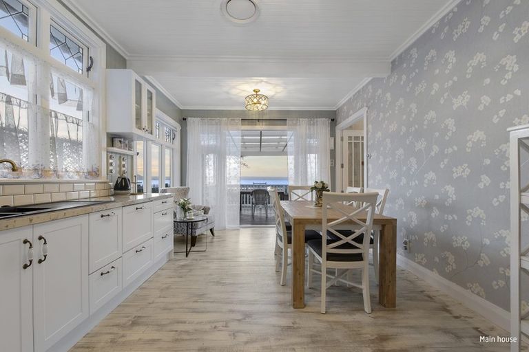 Photo of property in 9 Willow Avenue, Hannahs Bay, Rotorua, 3010