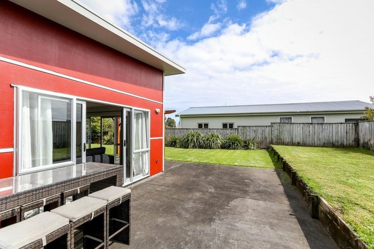 Photo of property in 49 Cumming Street, Okato, 4335